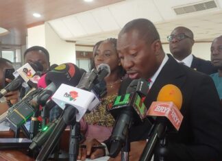 Minority demands answers on emergency health preparedness after floods emergency health